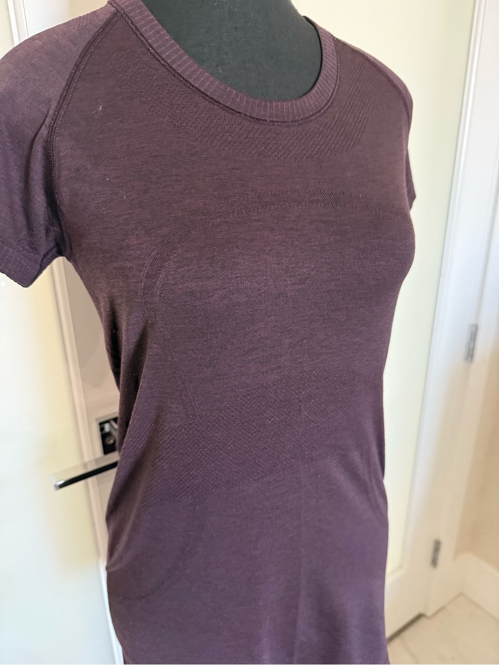 Lululemon Swiftly Tech Short Sleeve Crew